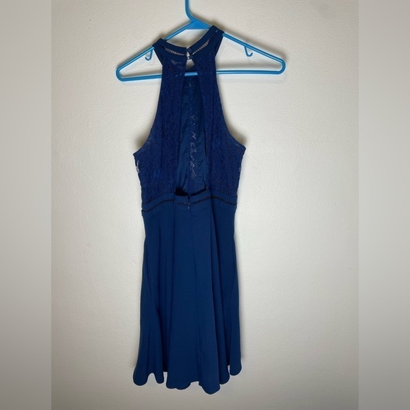 Aidan by Aidan Mattox Navy Blue Lined Lace Back Mini Dress w/Pockets - Picture 3 of 9